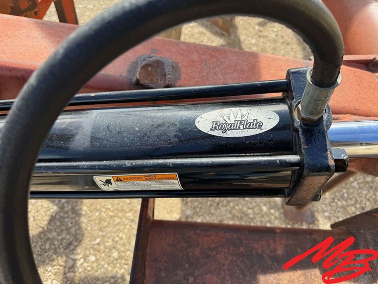 international-155-image-7