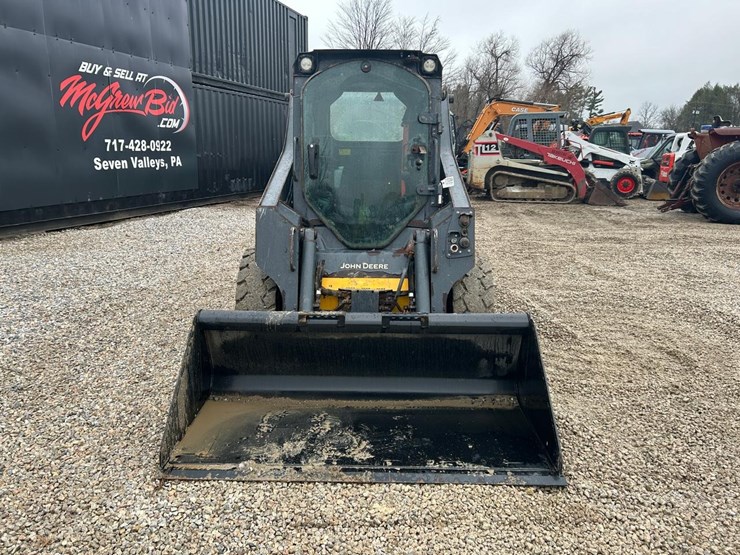 2020-deere-318g-image-7