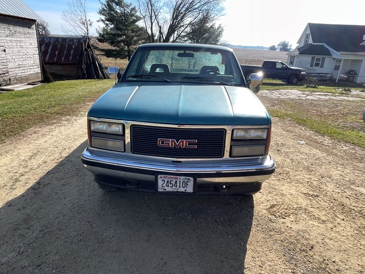 1993-gmc-2500-image-2