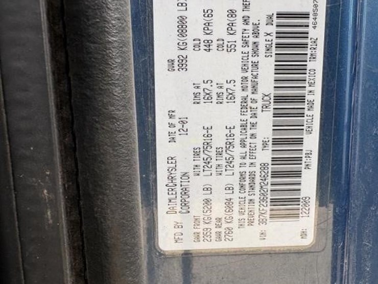 2002-dodge-ram-2500-image-17