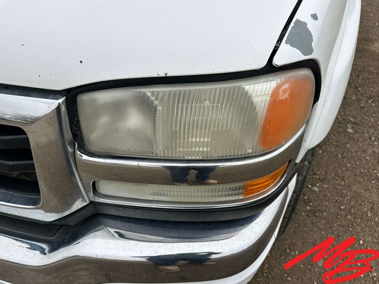 2007-gmc-3500-image-16