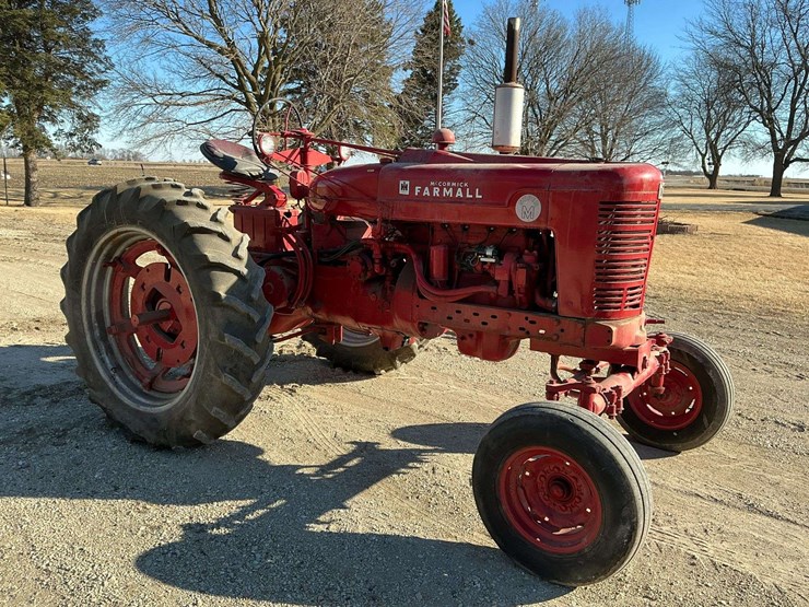 ih-farmall-super-m,-gas,-wf,-power-steering,-pto,-13.6-38-tires,-s/n-41011-image-3