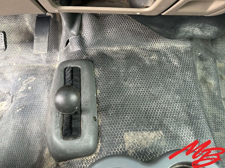 2007-gmc-3500-image-28