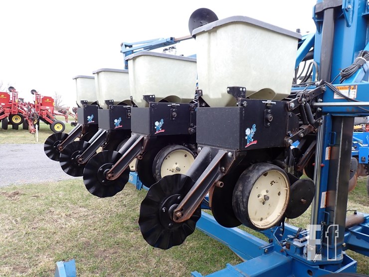 kinze-2600-image-12