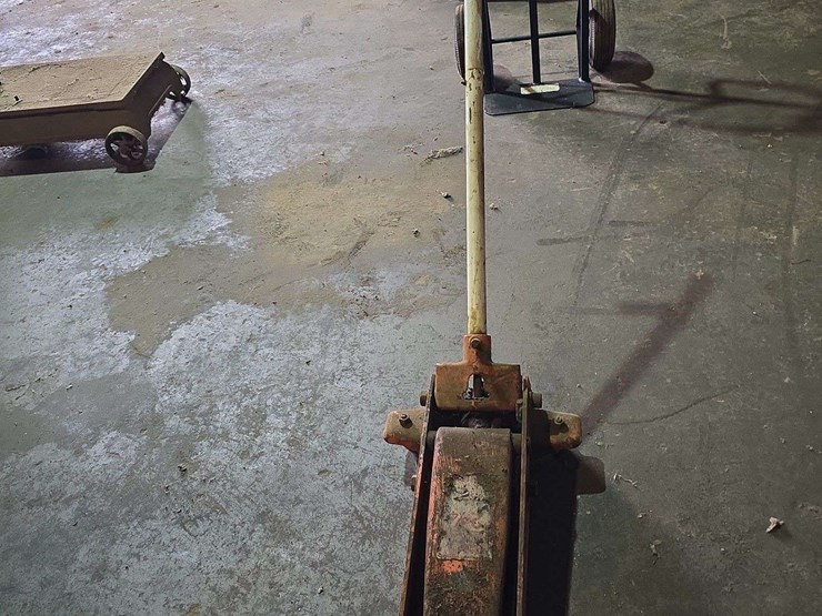 2-3/4-ton-jack-image-1