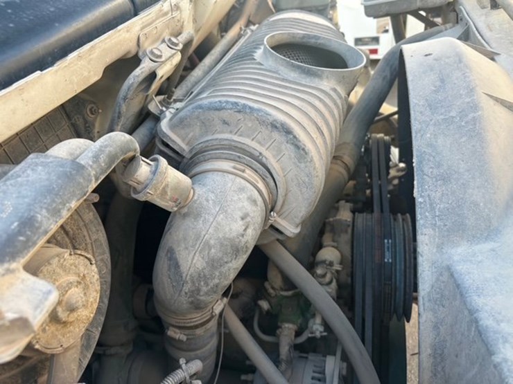 2005-gmc-topkick-c6500-image-20