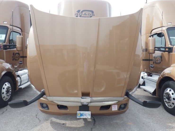 2022-kenworth-t680-image-22