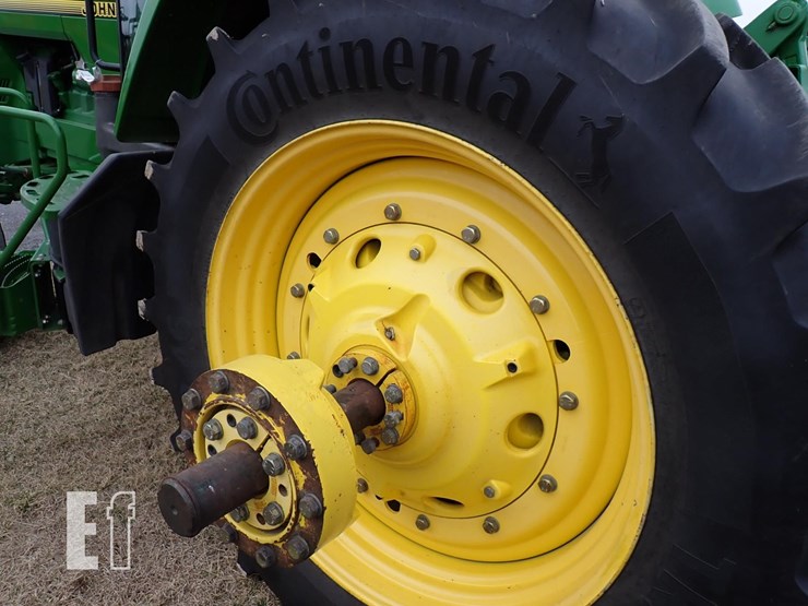 john-deere-8200-image-14