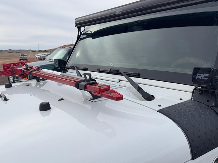 2014-jeep-wrangler-image-16