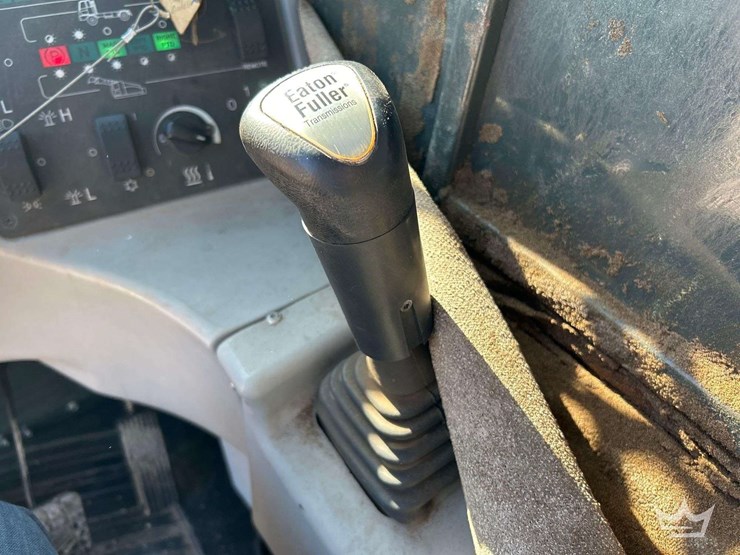 2004-gradall-xl3100-image-15