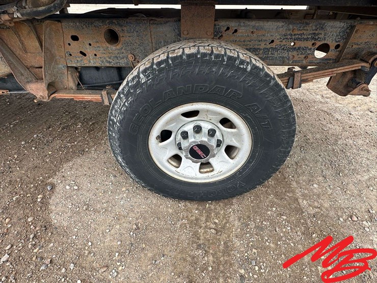 2007-gmc-3500-image-10