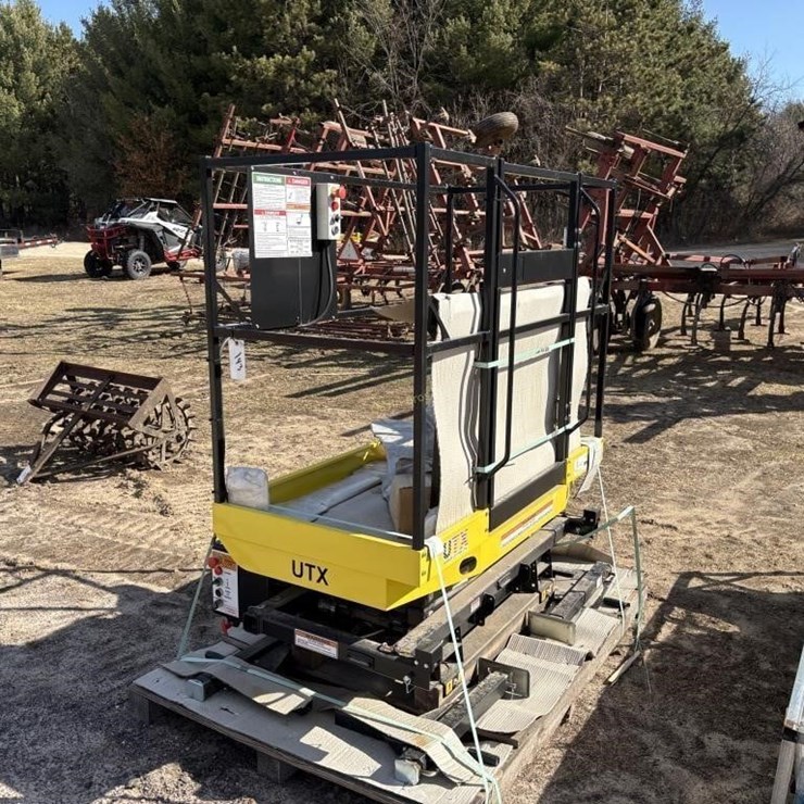 UTX Scissor Lift for UTVS
