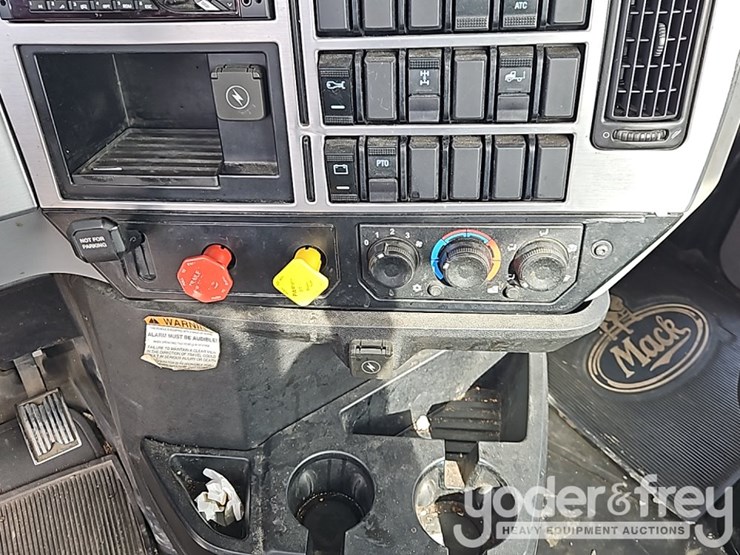 2021-mack-anthem-image-35