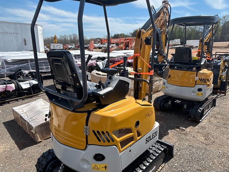 2025-sdlanch-sdle20-mini-excavator-image-5