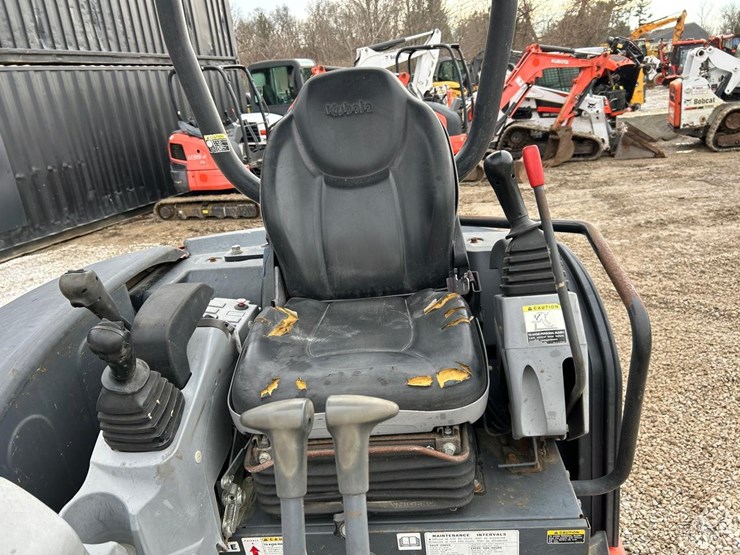 2015-kubota-u35-4-image-18