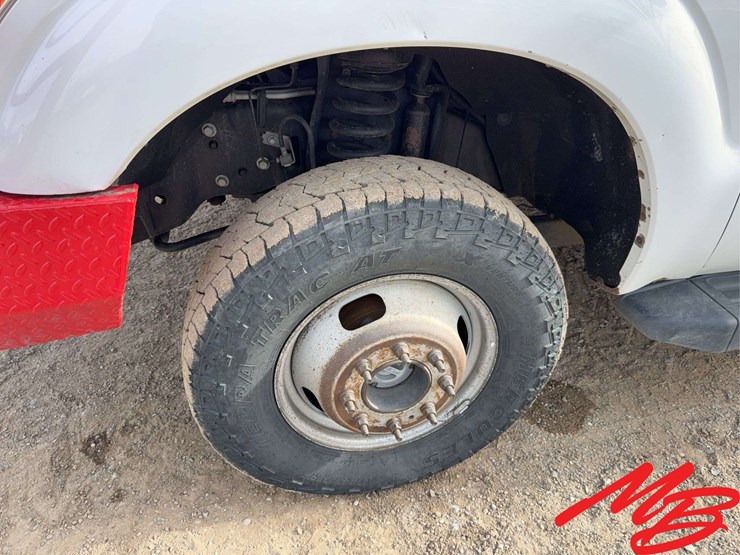 2012-ford-f350-xl-image-11