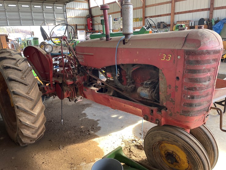 1958-massey-ferguson-33-image-3