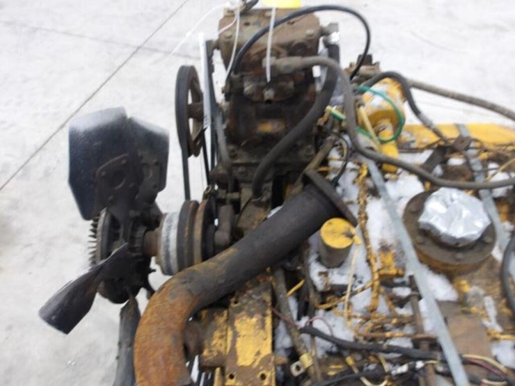 caterpillar-3208-image-13