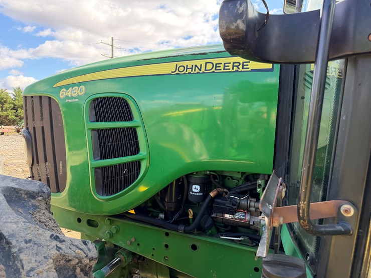 2012-john-deere-6430-image-25