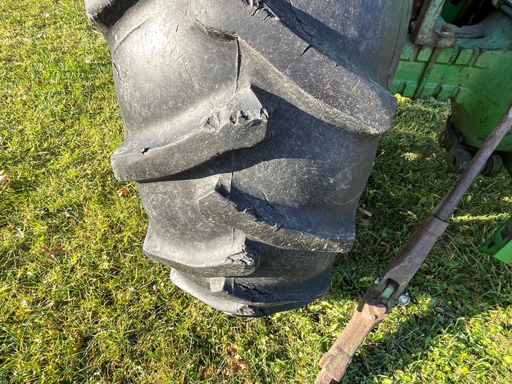 john-deere-4020-image-38