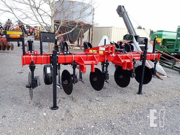 2023-case-ih-2500-image-2