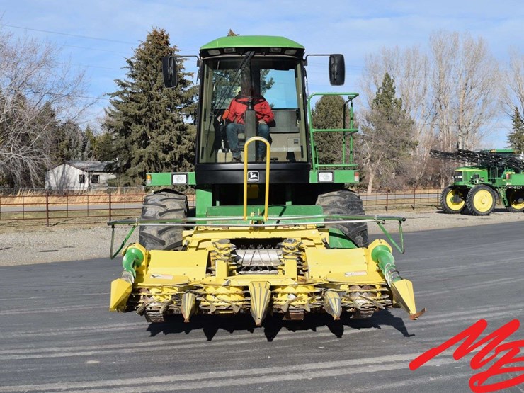 john-deere-6610-image-9