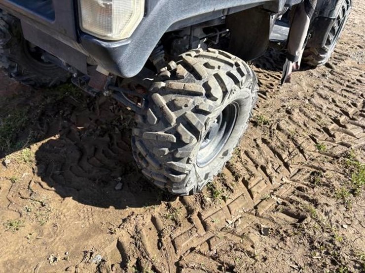 john-deere-gator-image-7