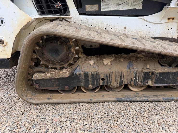 2016-bobcat-t590-image-13