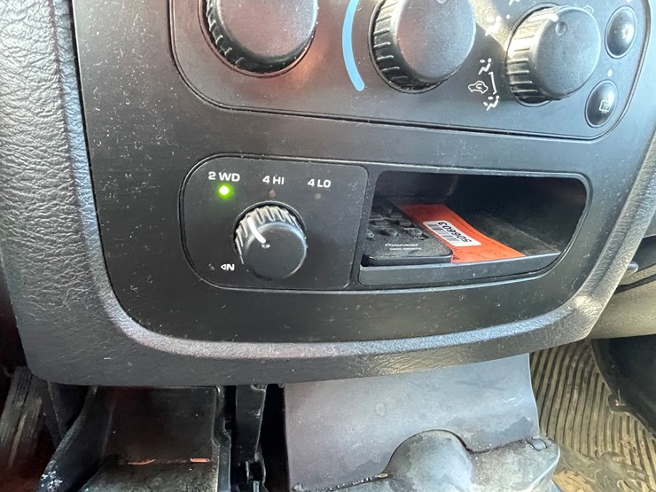 #6018-•-2004-dodge-turbo-diesel-pickup-(wi-title-in-delay)-image-42