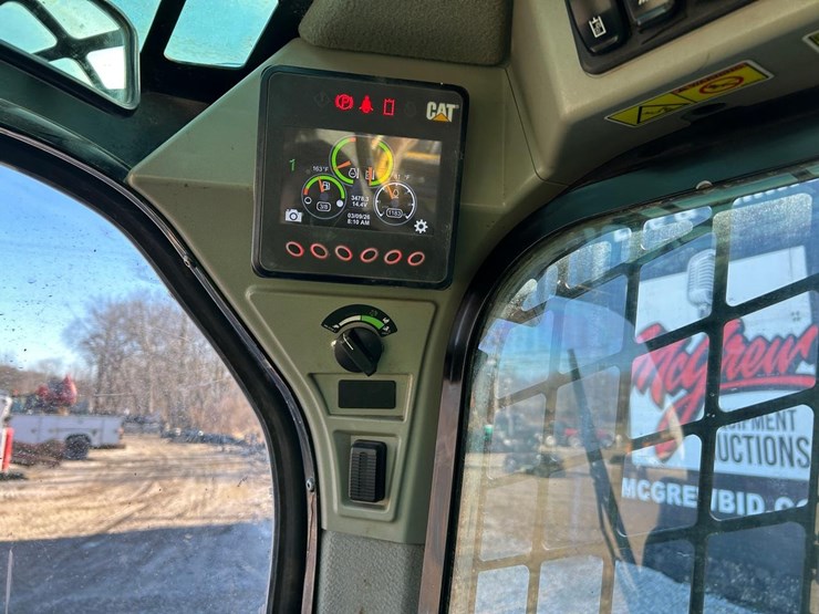 2021-caterpillar-289d3-image-22