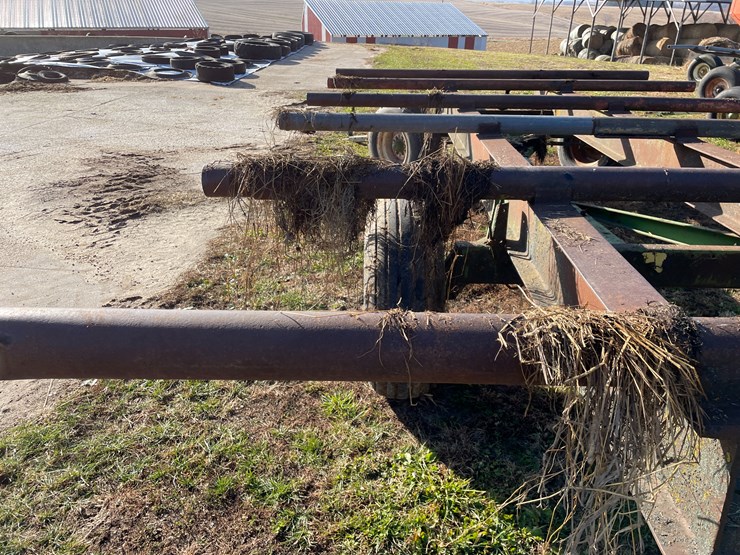 #6035-•-homemade-bale-mover-on-running-gear-image-8