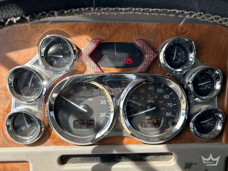 2006-peterbilt-379-image-15