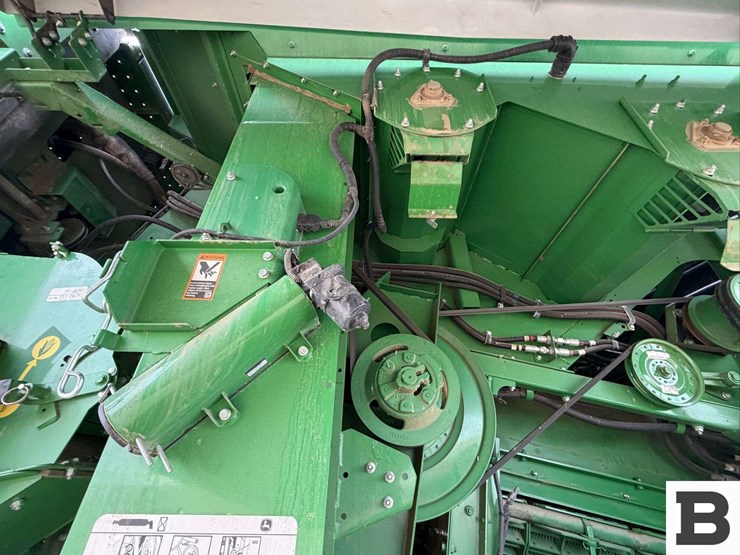 2023-john-deere-s780-image-42