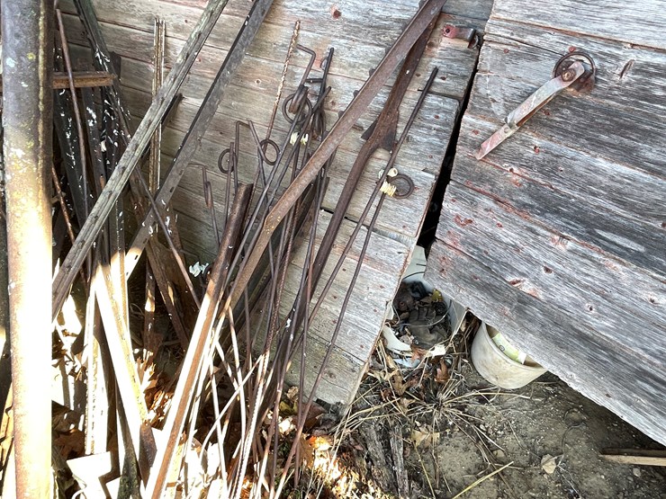 #6058-•-scrap-metal-image-7