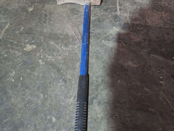 32''-duck-bill-tire-iron-bead-breaker-image-1