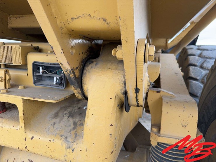 2007-caterpillar-740-image-37