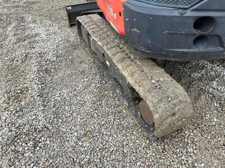 2016-kubota-u35-4-image-15