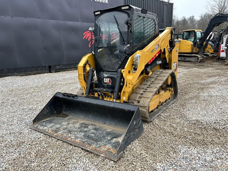 2024-caterpillar-255-image-8