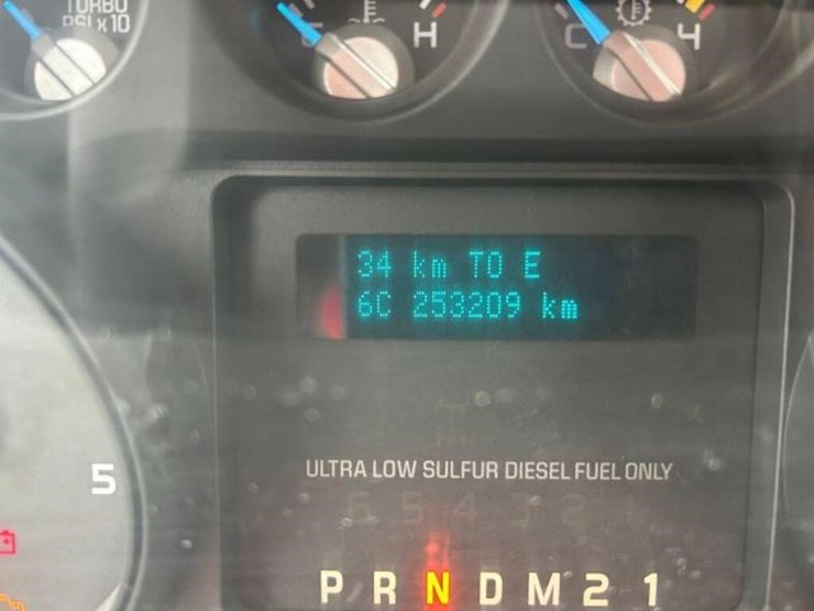 2011-ford-f350-image-11