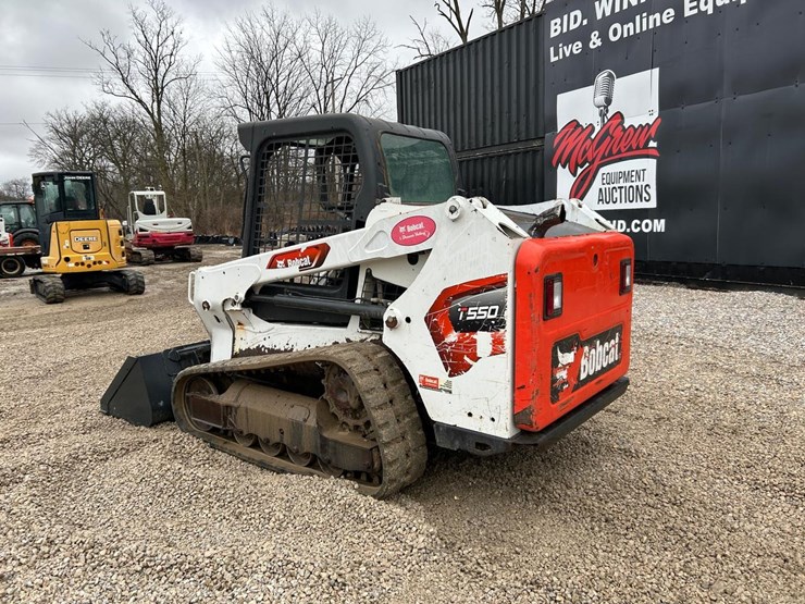 2022-bobcat-t550-image-2