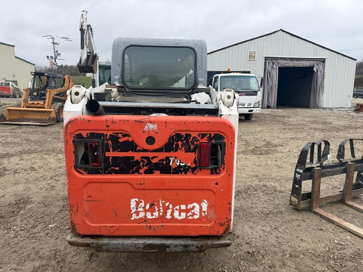 2016-bobcat-t450-image-3