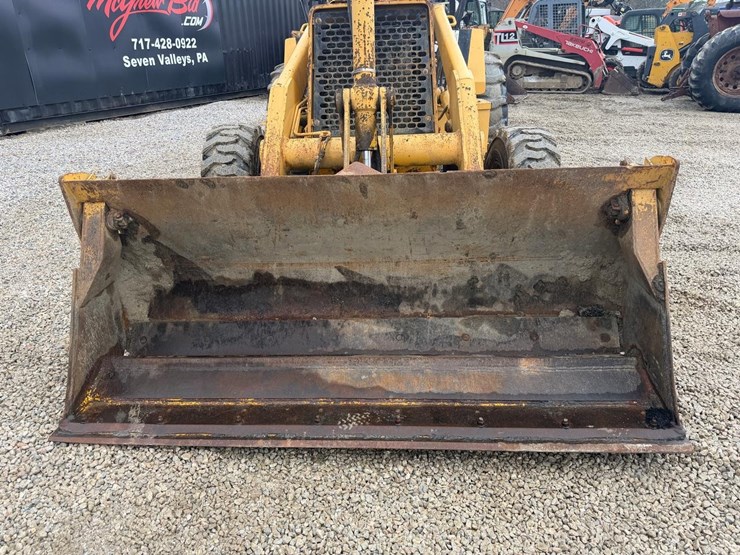 john-deere-310d-image-8