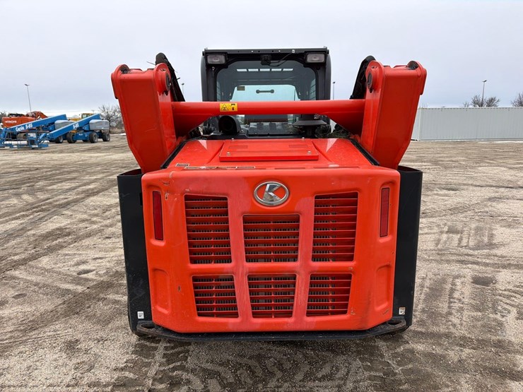 2024-kubota-svl97-2-image-6