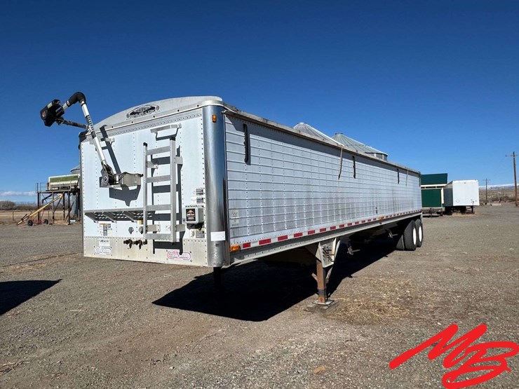 2001-wilson-grain-trailer-image-1
