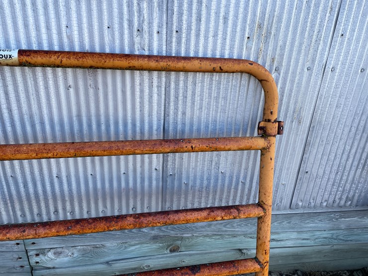 #6064-•-(5)-gates-image-6