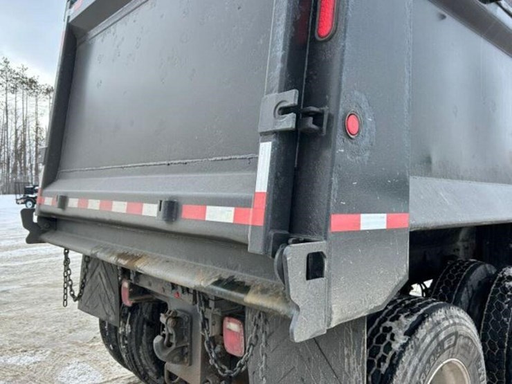 2017-western-star-4700-image-45