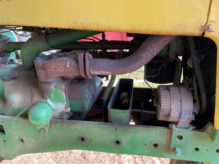 john-deere-630-image-21