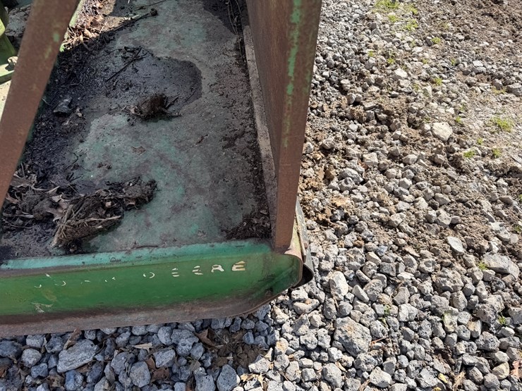 john-deere-1418-image-16