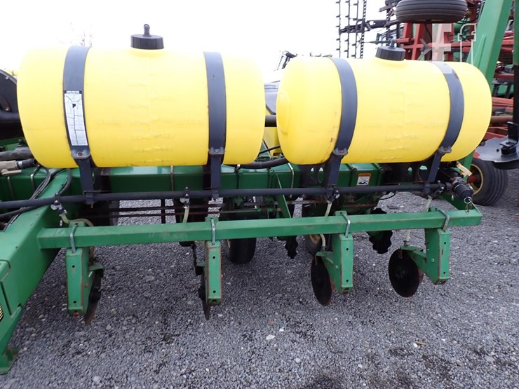 john-deere-1750-image-4