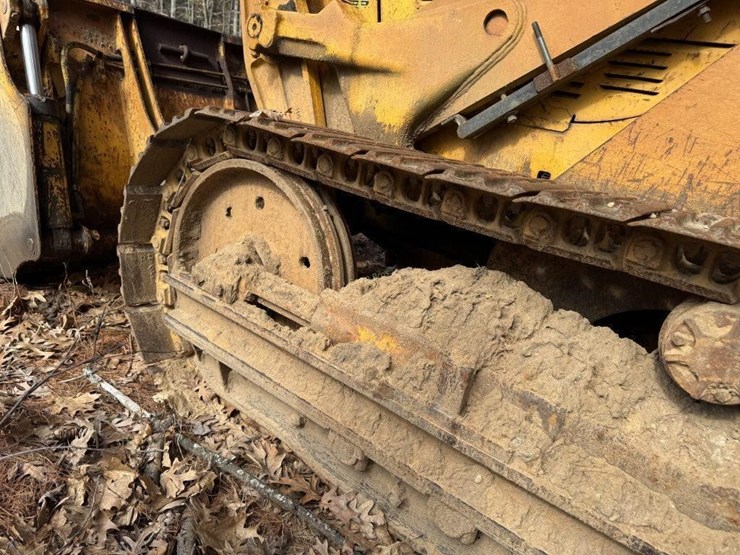 international-100e-image-15